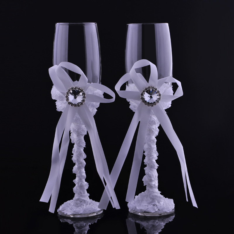 Europe and the United States creative wedding supplies transparent glass goblet red wine box set checking cake knife shovel wholesale