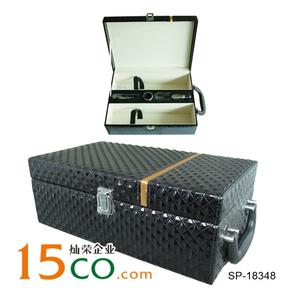 Beautifully packaged gift box packaging box simple packing box with two bottles of red wine box with wooden wine box with two bottles of wine