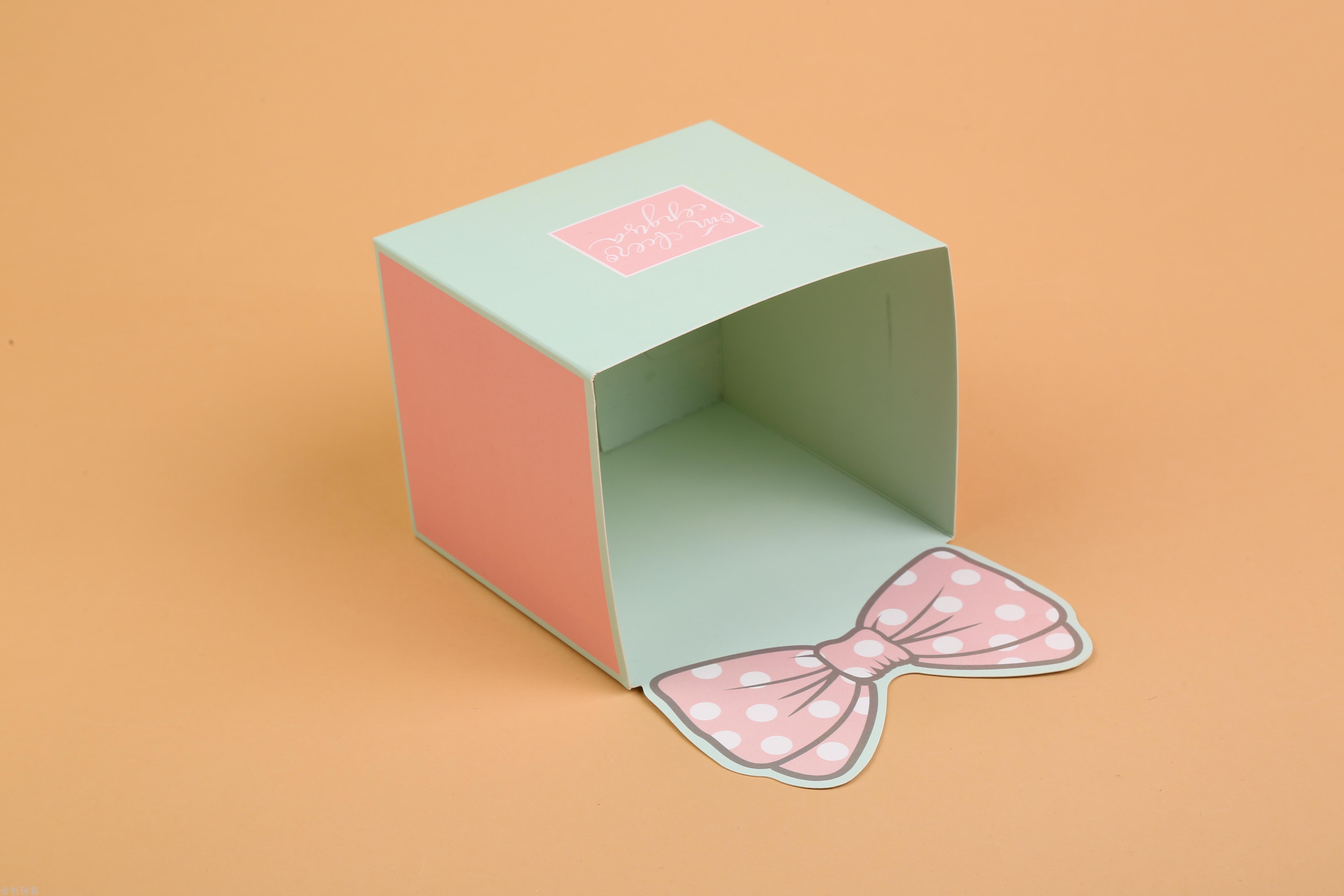 Three-dimensional Christmas apple box Christmas Eve Christmas fruit gift box packaging box