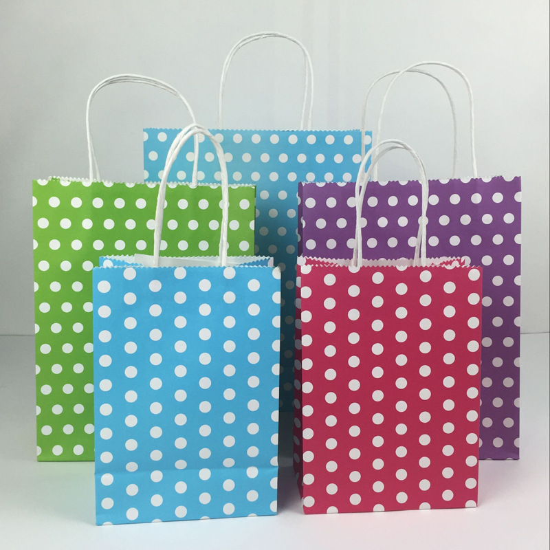 Spot solid color kraft paper clothing shopping handbag cosmetic packaging bag Kraft handbag wholesale Spot solid color kraft paper clothing shopping handbag cosmetic packaging bag Kraft handbag wholesale