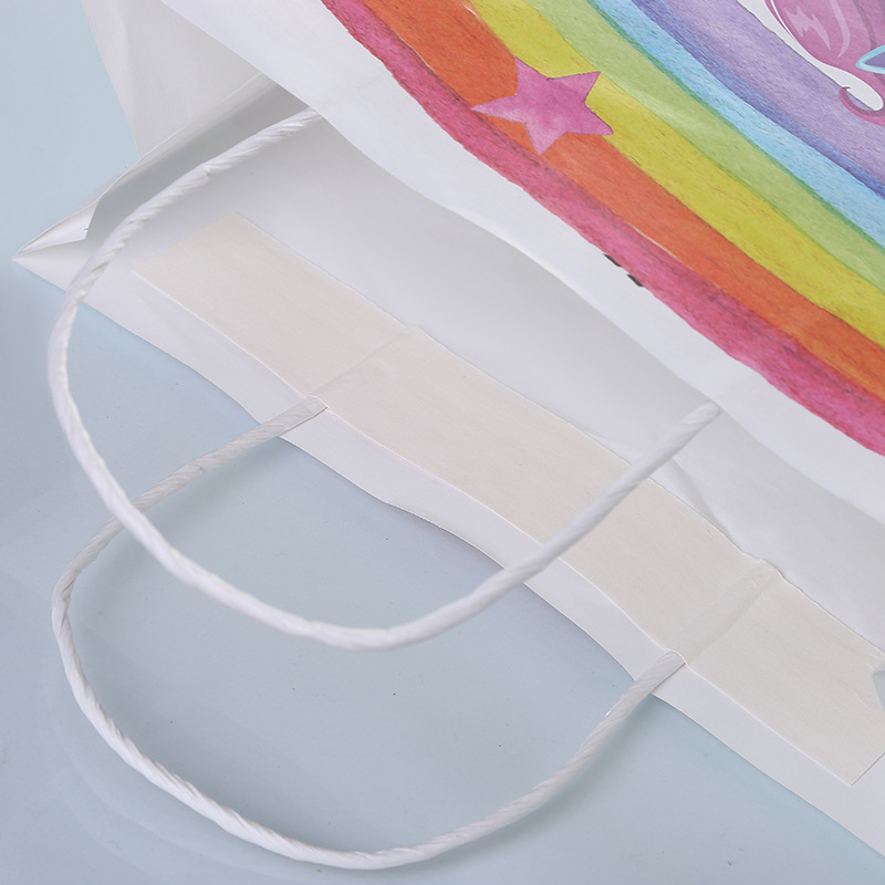 Manufacturers customized small fresh gift bag color printing white kraft paper printed handbag gift bag wholesale