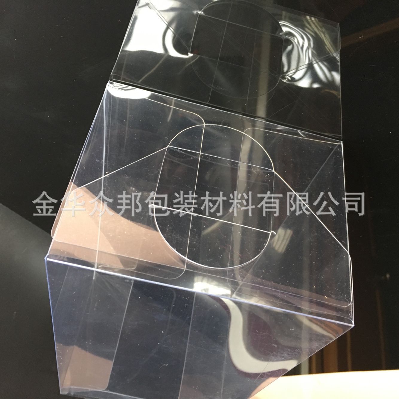 Transparent pet packaging box folding box cloth doll packaging box pet box custom