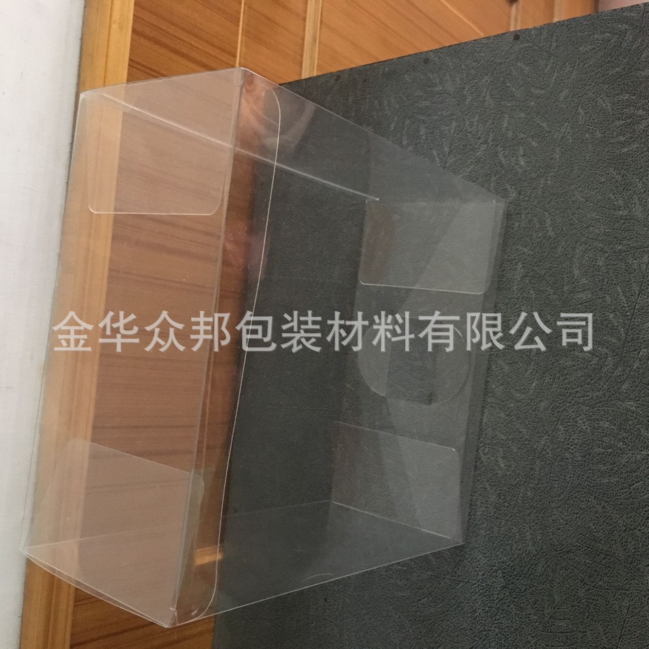 Transparent pet packaging box folding box cloth doll packaging box pet box custom
