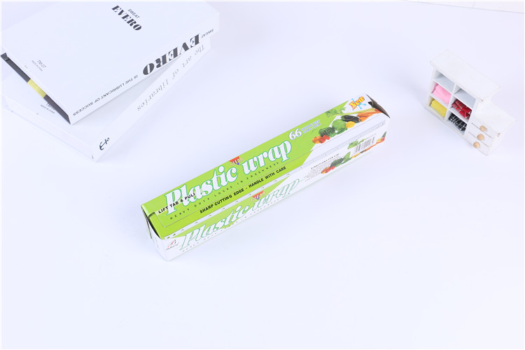 Disposable household plastic wrap high temperature resistant food bag large roll Disposable household plastic wrap high temperature resistant food bag large roll