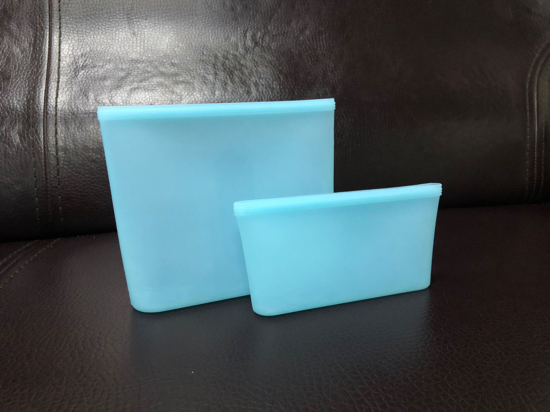 Silicone Freshness Protection Package Easy to Clean Silicone Bag Zipper Storage Bag Silicone Food Bag Food Silicone Bag Silicone Freshness Protection Package Easy to Clean Silicone Bag Zipper Storage Bag Silicone Food Bag Food Silicone Bag