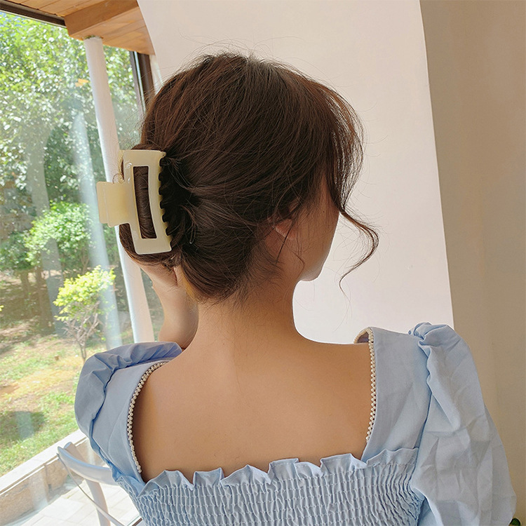 Solid Color Sugar Jelly Color Shark Clip Fresh Japanese and Korean Elegant Graceful Grip Female Bath Hairpin Card Head Jewelry Solid Color Sugar Jelly Color Shark Clip Fresh Japanese and Korean Elegant Graceful Grip Female Bath Hairpin Card Head Jewelry