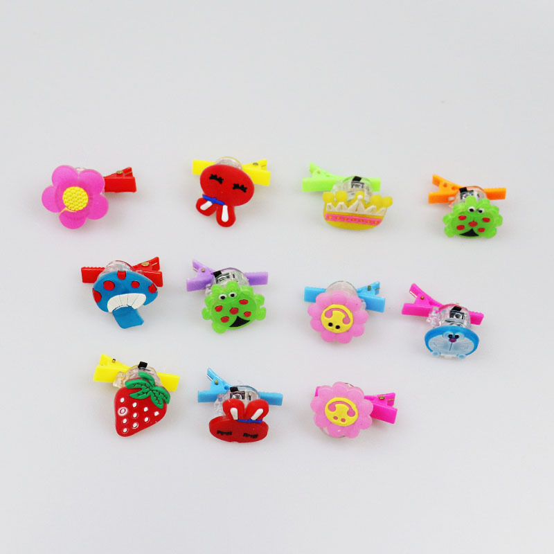 Children&#039;s Performance Soft Rubber Hairpin Luminous Toy Flash Animal Science Hair Growth Card Push Supply Factory Direct Sales Wholesale