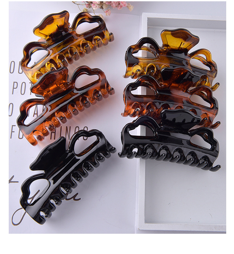 Clip headdress act the role of simple hairpin act the role of act the role of grab clip medium Korean disc-hair implement grace hair card spring and summer money