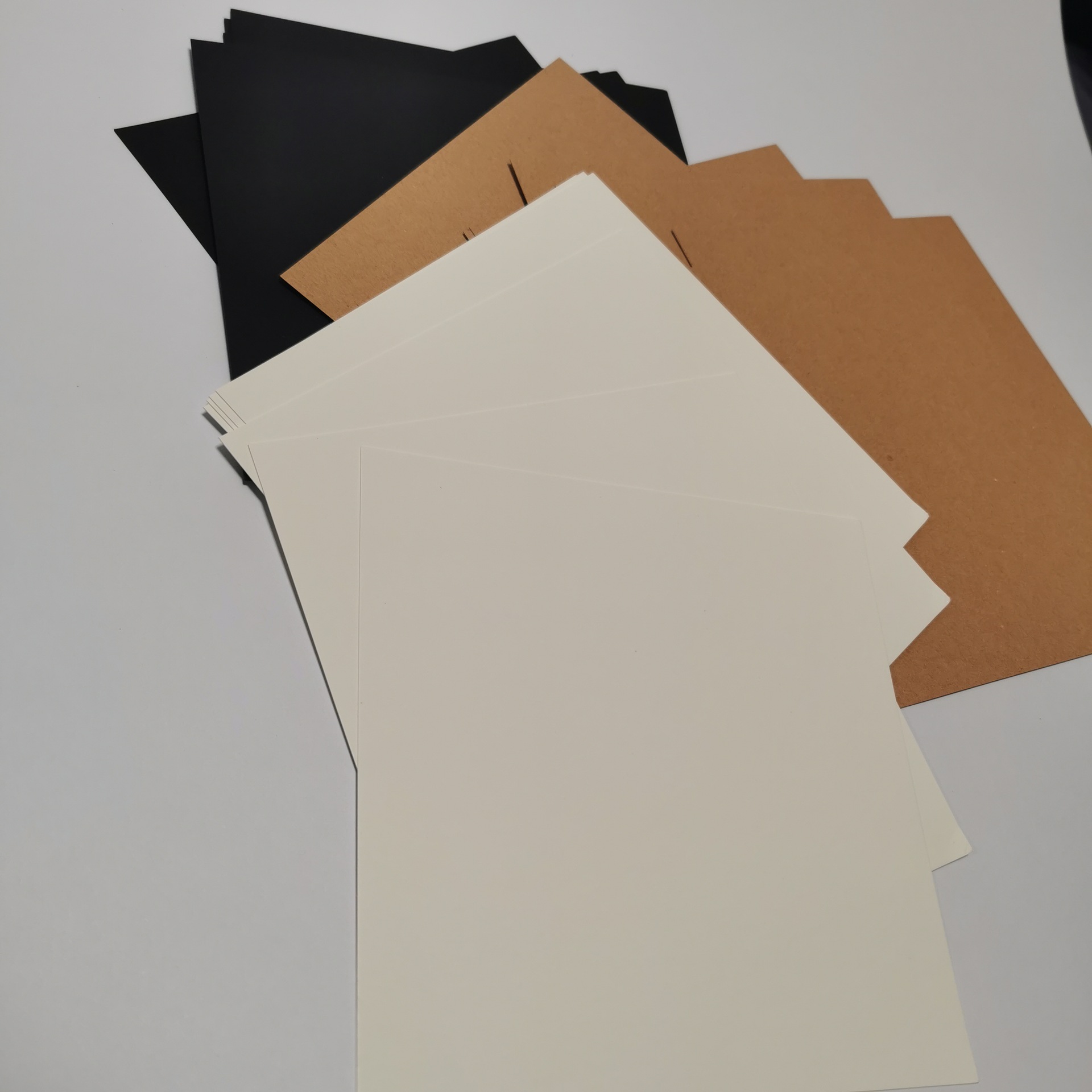 Square Cardboard Kraft Paper Black Paperboard Dutch White Cardboard Sketch Painting Drawing Paper Hand Painted Cardboard Mounting Background Paper