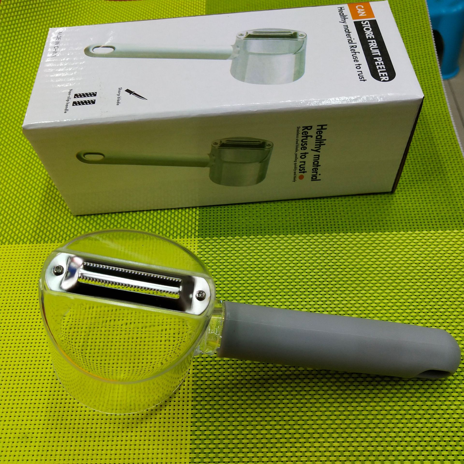 Dual-Purpose Peeler Bottle Opener Beam Knife Peel Residue Storage Box Comes with Transparent Bucket Peeler