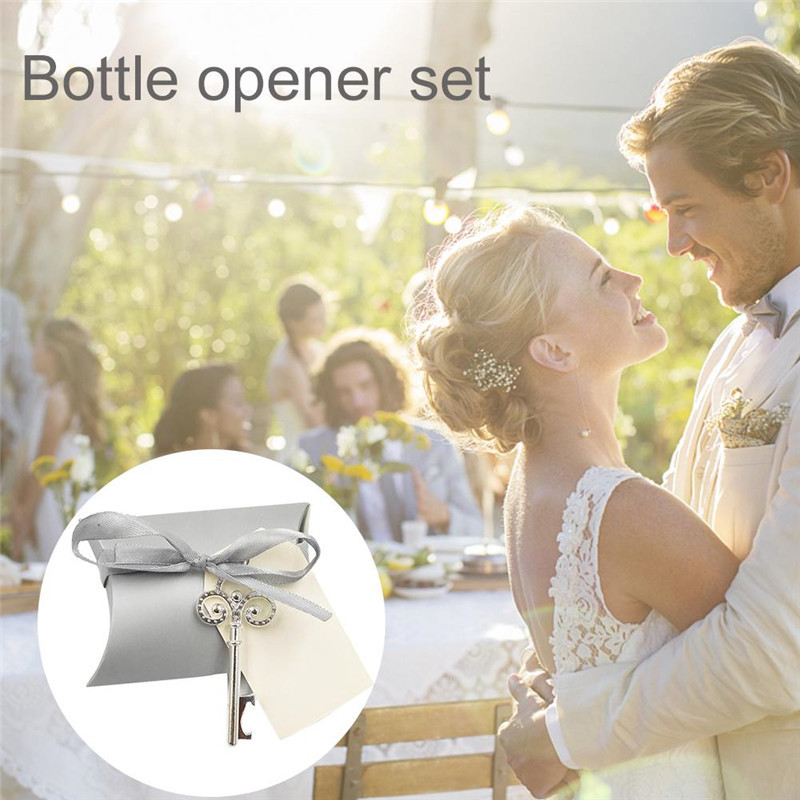New Hot Sale Wedding Favors Creative Small Gift Key Bottle Opener Pendant Wedding Supplies Pillow Wedding Candies Box