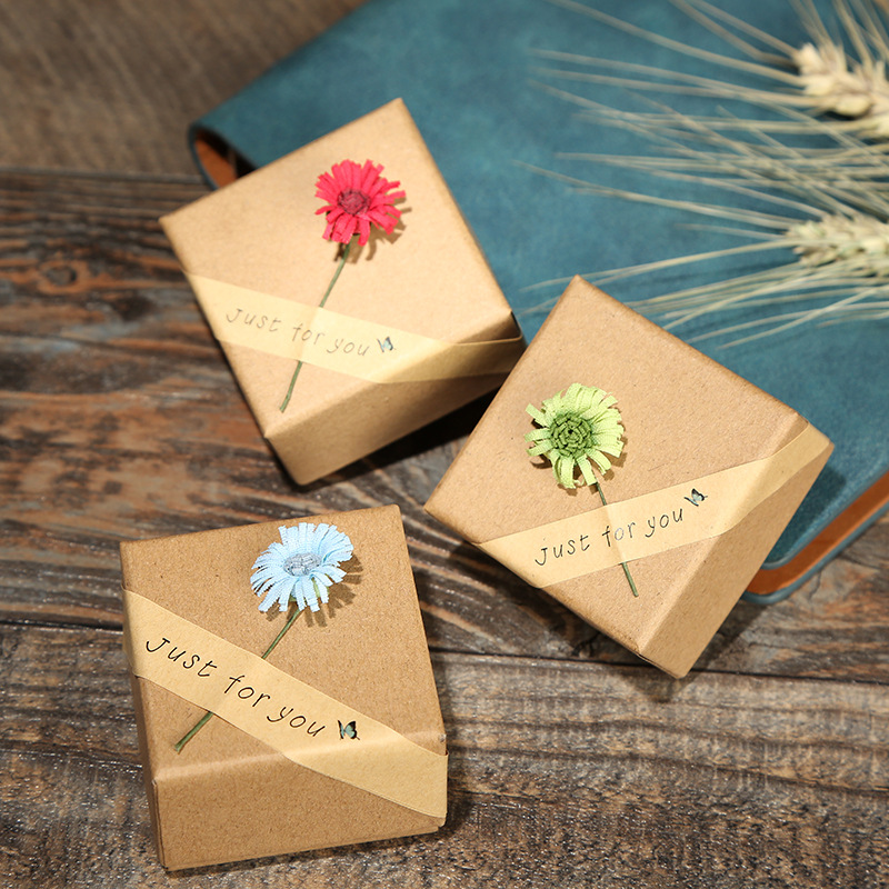 Factory Creative Jewelry Packaging Box Hot Sale Chain Ring Bracelet Sunflower Jewelry Box Paper Bag Currently Available Wholesale Factory Creative Jewelry Packaging Box Hot Sale Chain Ring Bracelet Sunflower Jewelry Box Paper Bag Currently Available Wholesale