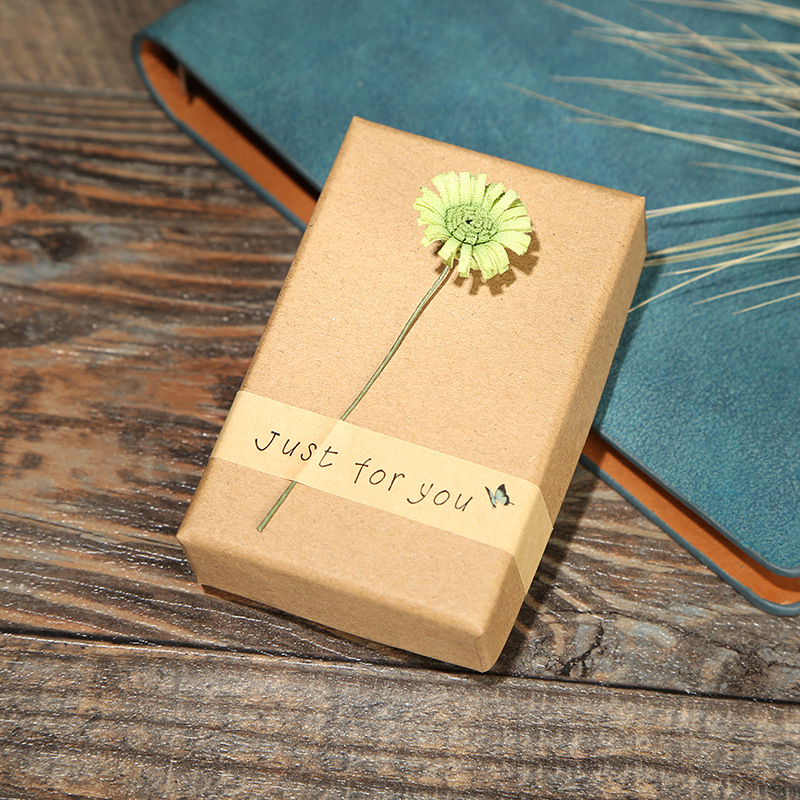 Factory Creative Jewelry Packaging Box Hot Sale Chain Ring Bracelet Sunflower Jewelry Box Paper Bag Currently Available Wholesale Factory Creative Jewelry Packaging Box Hot Sale Chain Ring Bracelet Sunflower Jewelry Box Paper Bag Currently Available Wholesale