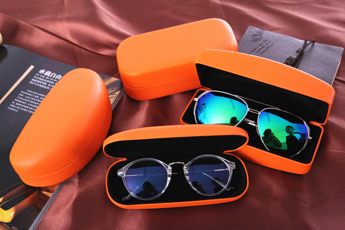 The high-end sunglasses glasses box tin box and sun glasses box The high-end sunglasses glasses box tin box and sun glasses box
