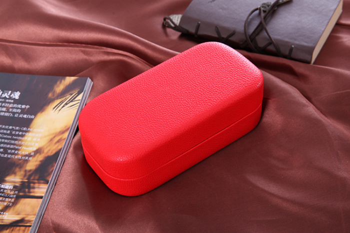 The high-end sunglasses glasses box tin box and sun glasses box The high-end sunglasses glasses box tin box and sun glasses box