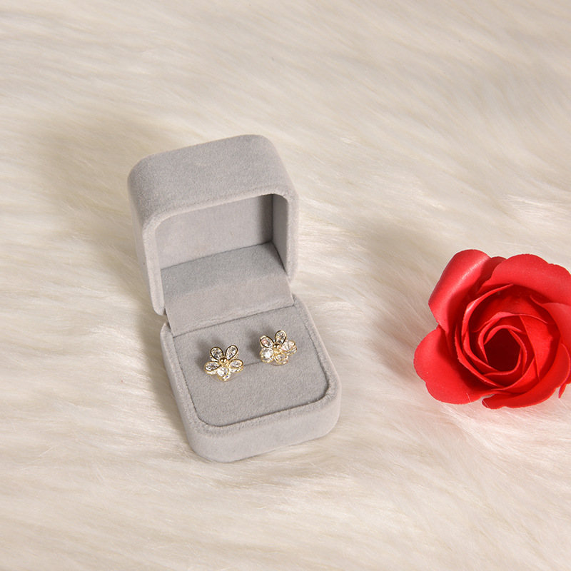 Popular Flannelette Ear Studs and Ring Box Chinese Valentine's Day Necklace Pendant Gift Box Flocking Rounded Packing Box Customized Wholesale Popular Flannelette Ear Studs and Ring Box Chinese Valentine's Day Necklace Pendant Gift Box Flocking Rounded Packing Box Customized Wholesale