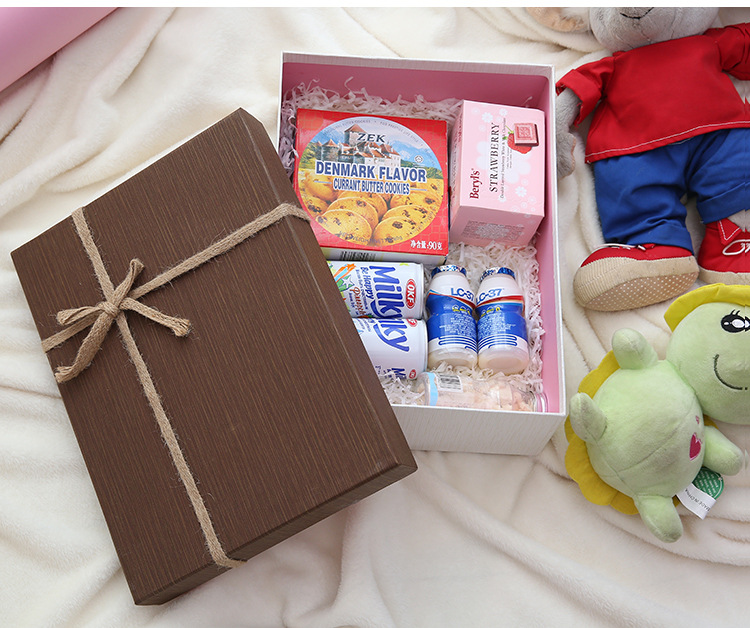 Gift Box Large Sized Creative TikTok Birthday Women's Packing Box Hand Gift Box Customed Box Exquisite Korean Style Gift Box