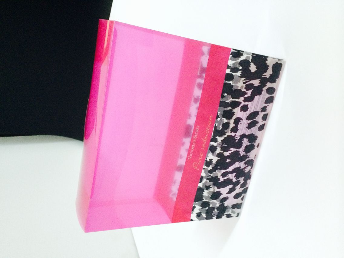 Cosmetic packaging box transparent PVC folding box custom