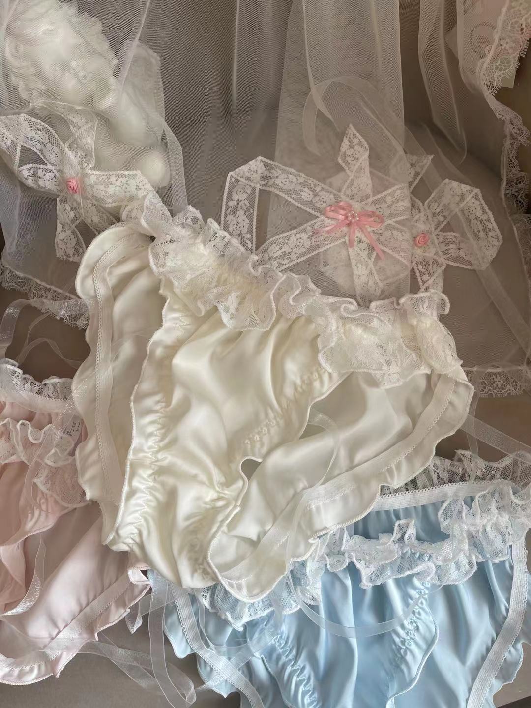 Fairy Sexy Lace Low Waist Pure Desire Ribbon Satin Girl Underwear Briefs