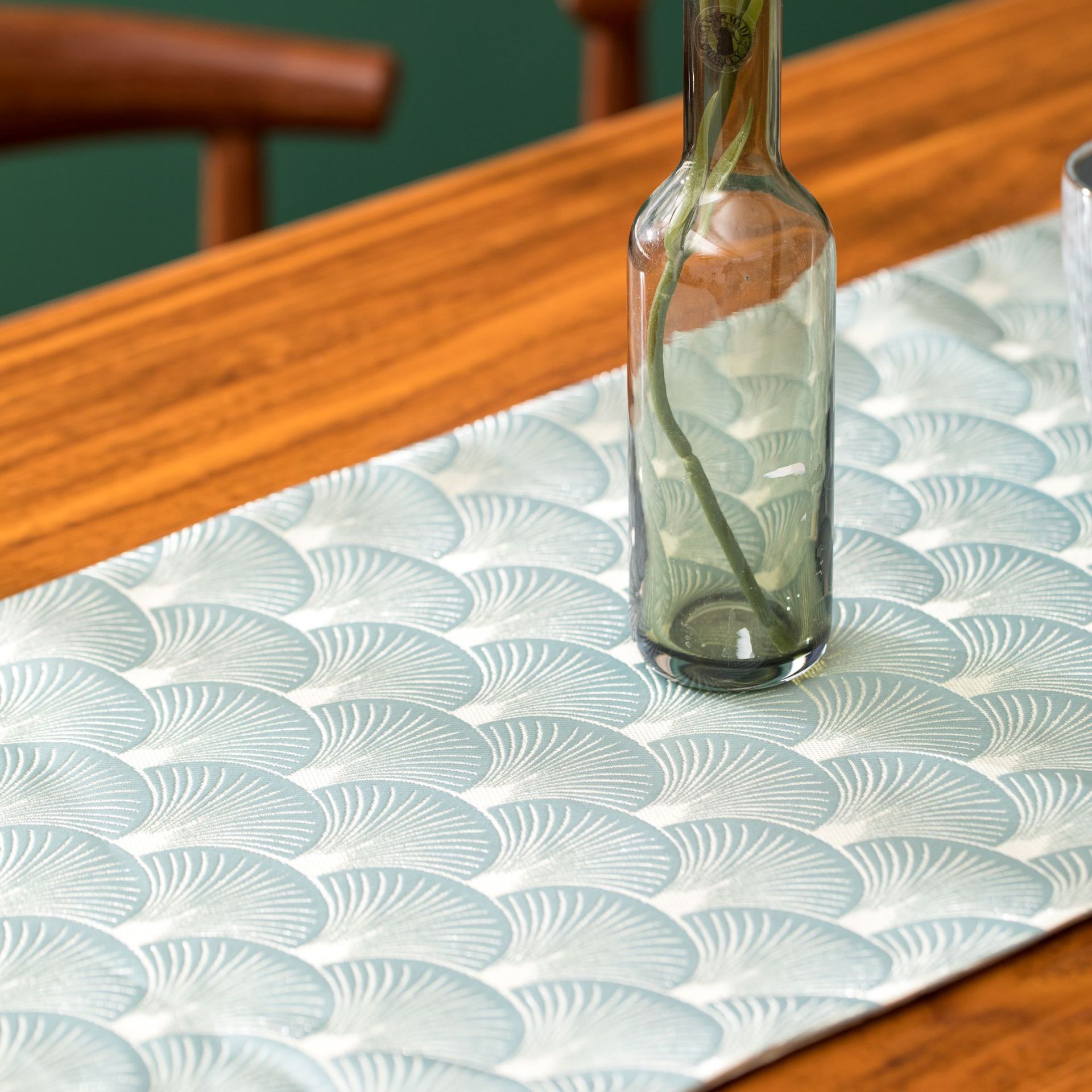 New Chinese Style Table Runner Jacquard Ribbon Tassel Satin Jacquard Fabric Peacock Open Screen National Fashion Graphic Tea Mat Factory Direct Supply