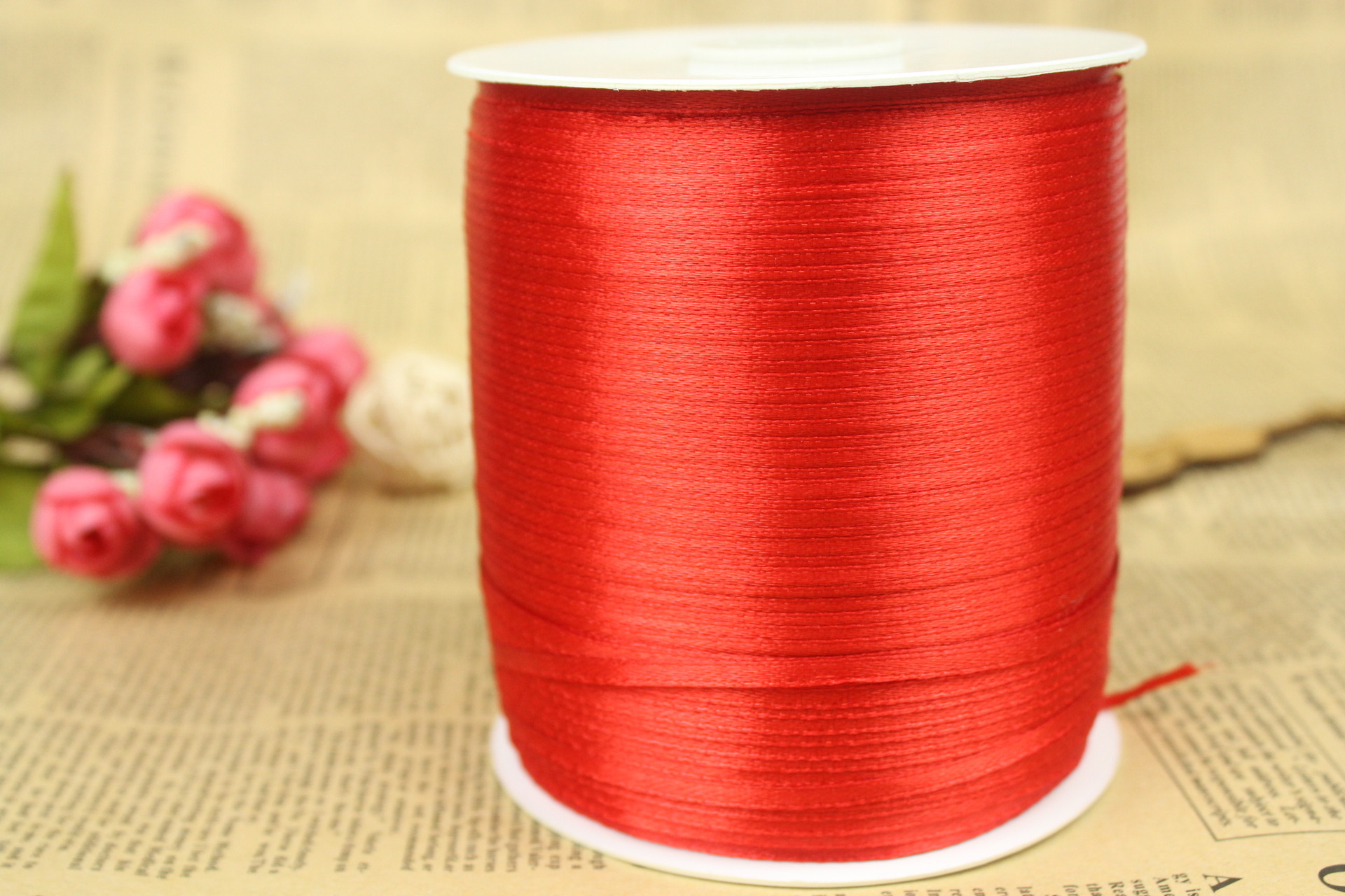 Factory Supply 3mm Double Sided Satin Ribbon Tag Rope Wedding Gift Box Fresh Red Ribbon Bookmark Ribbons Factory Supply 3mm Double Sided Satin Ribbon Tag Rope Wedding Gift Box Fresh Red Ribbon Bookmark Ribbons