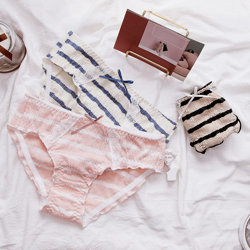 Summer New Printed Mid Waist Milk Silk Women's Underwear Satin Wooden Ear Ribbon Briefs Girl's Underwear Summer New Printed Mid Waist Milk Silk Women's Underwear Satin Wooden Ear Ribbon Briefs Girl's Underwear