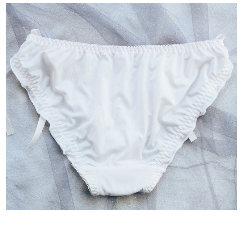 Summer New Printed Mid Waist Milk Silk Women's Underwear Satin Wooden Ear Ribbon Briefs Girl's Underwear Summer New Printed Mid Waist Milk Silk Women's Underwear Satin Wooden Ear Ribbon Briefs Girl's Underwear