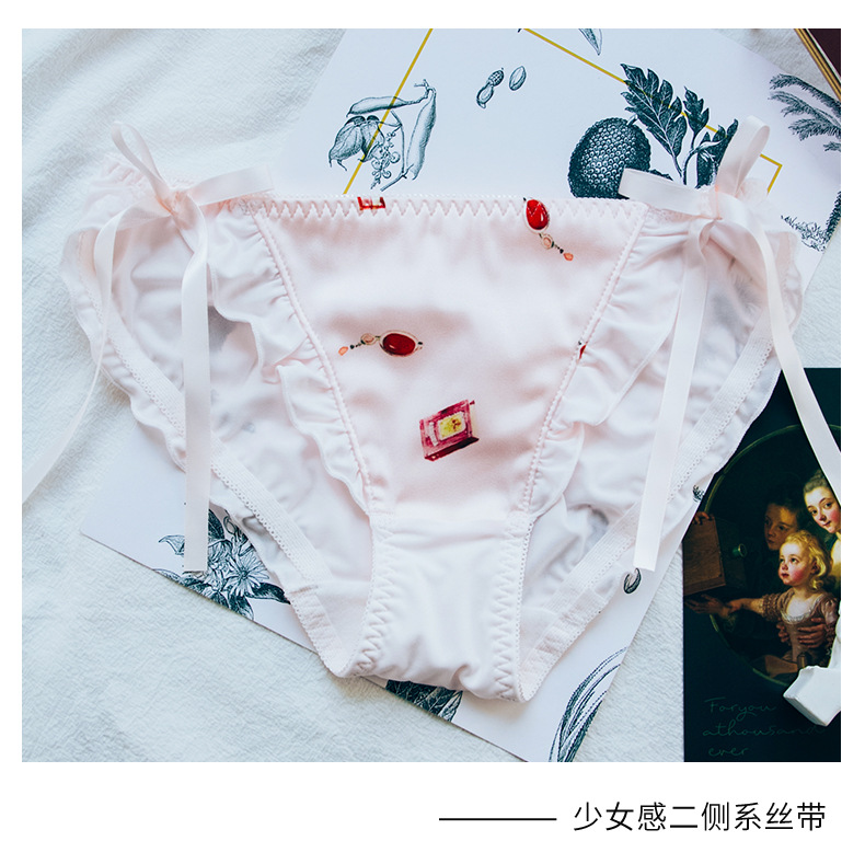 Summer New Printed Mid Waist Milk Silk Women's Underwear Satin Wooden Ear Ribbon Briefs Girl's Underwear Summer New Printed Mid Waist Milk Silk Women's Underwear Satin Wooden Ear Ribbon Briefs Girl's Underwear