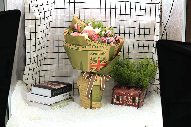Flower wrapping paper kraft paper gift paper holiday gift material manufacturers direct sales Flower wrapping paper kraft paper gift paper holiday gift material manufacturers direct sales