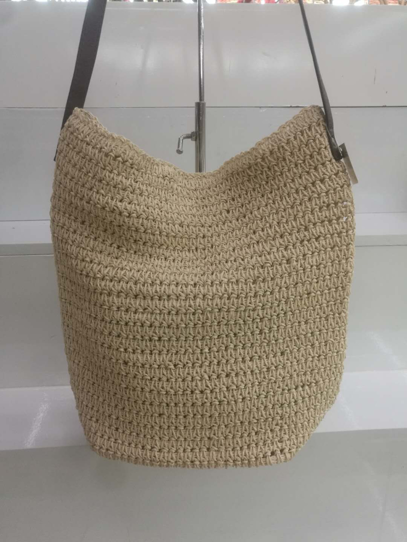 Paper rope material, hand-woven hand-made bag