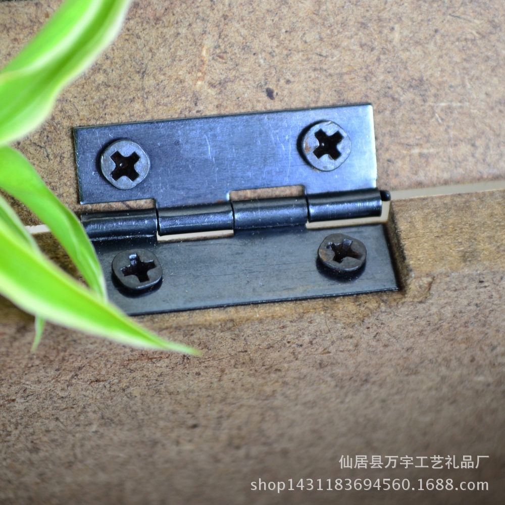 Zakka wooden box to make old jewelry box transparent carving decoration pieces about nine grid carving groceries Zakka wooden box to make old jewelry box transparent carving decoration pieces about nine grid carving groceries