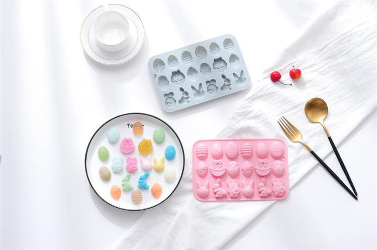 Spot Silicone 18-Piece Rejuvenating Device Rabbit Chocolate Mold Ice Tray Easter Day DIY Egg Pattern Cake Mold