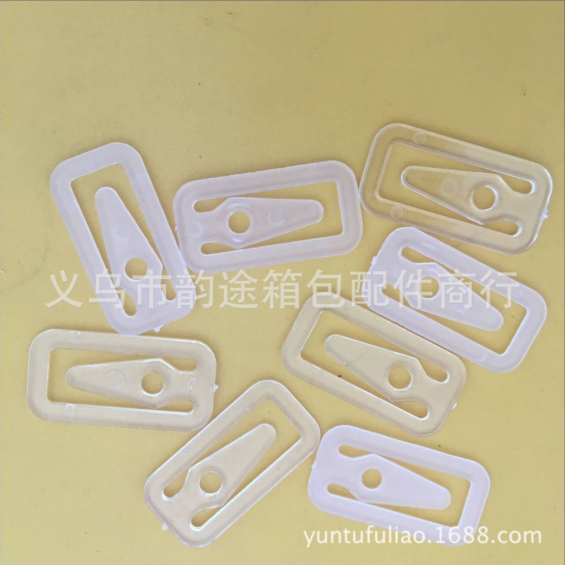 Factory Direct Sales Transparent Square Clip, Translucent Plastic Square Clip, Shirt Clip Collar Clip