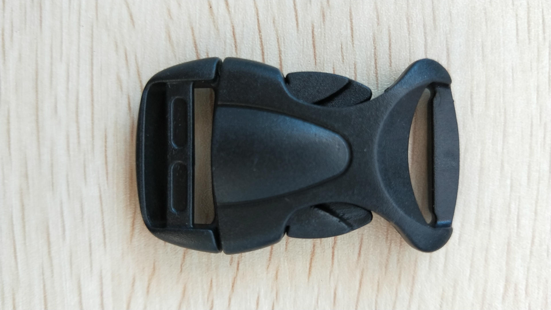 Factory Special Mountaineering Bag Pom Buckle Box Bag Accessories Buckle Plastic Buckle Buckle Hook Buckle Buckle
