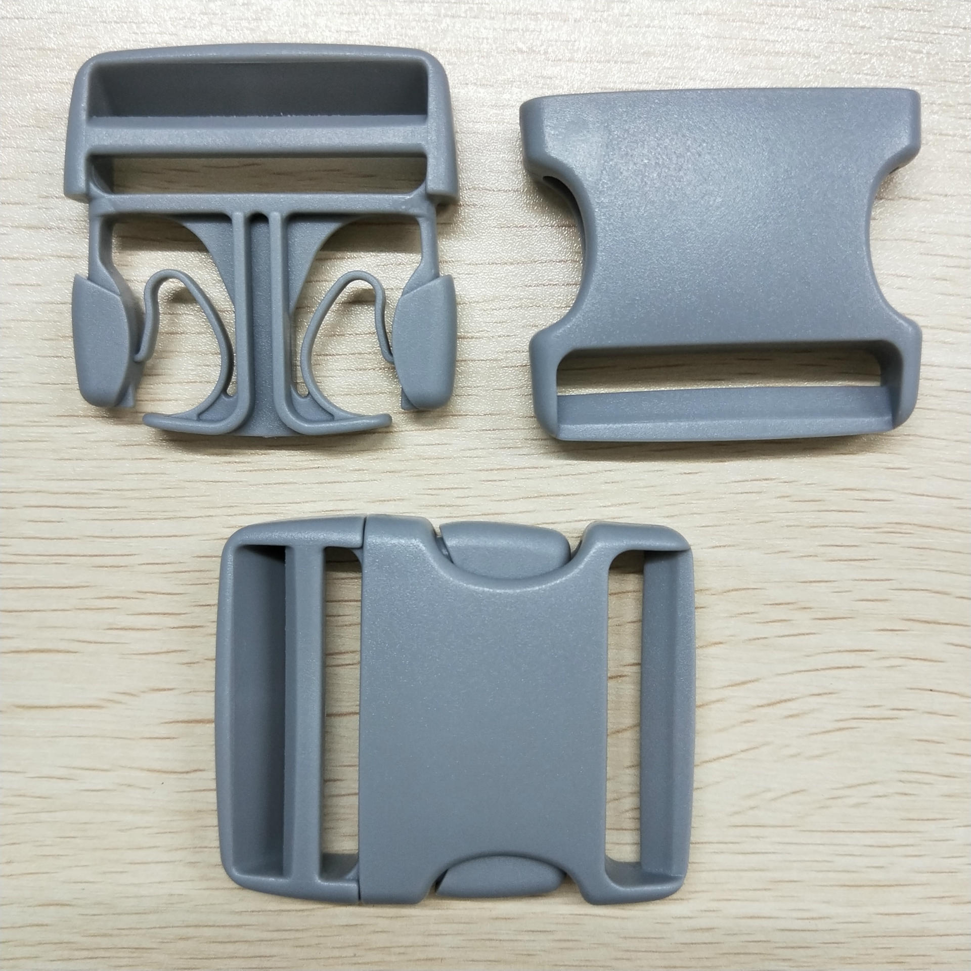 Factory Special Mountaineering Bag Pom Buckle Box Bag Accessories Buckle Plastic Buckle Buckle Hook Buckle Buckle