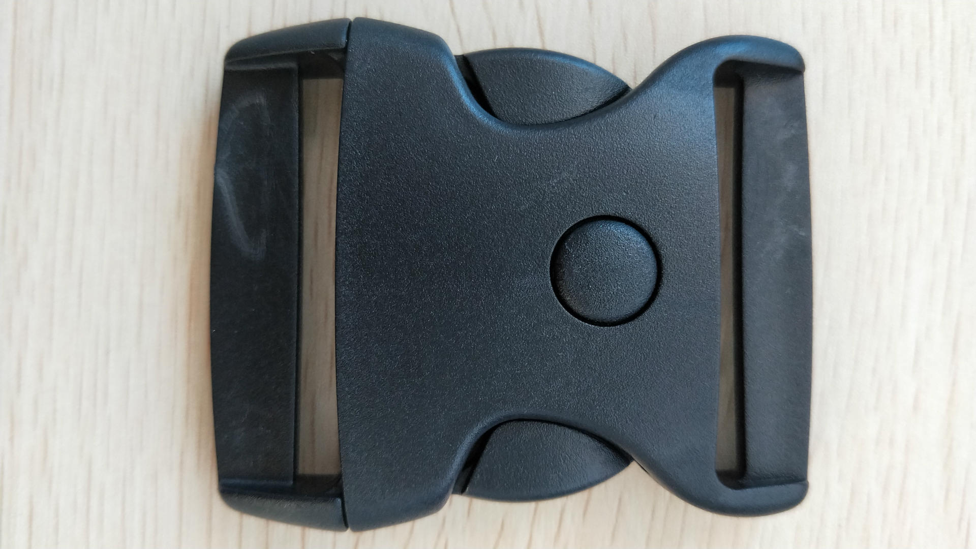 Factory Special Mountaineering Bag Pom Buckle Box Bag Accessories Buckle Plastic Buckle Buckle Hook Buckle Buckle