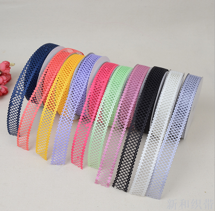 Ultrasonic embossing and hollowed-out mesh DIY packaging accessories.