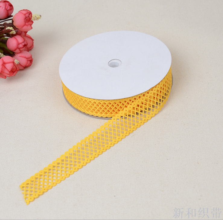 Ultrasonic embossing and hollowed-out mesh DIY packaging accessories.