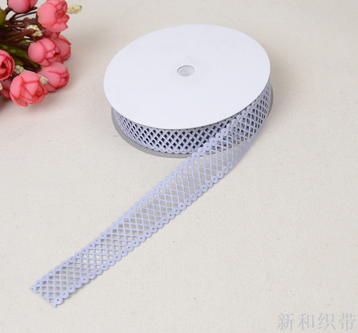 Ultrasonic embossing and hollowed-out mesh DIY packaging accessories.