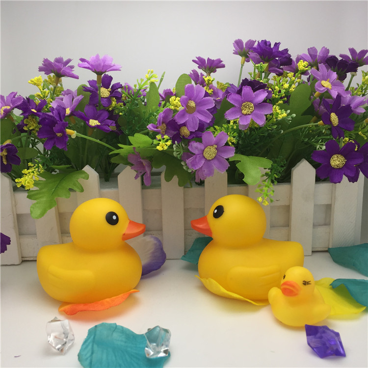 Vinyl Duck Toys-Small Duck Pinching Sound Educational Toys Mother Duck Beautiful Cute Mesh Bag Packaging Vinyl Duck Toys-Small Duck Pinching Sound Educational Toys Mother Duck Beautiful Cute Mesh Bag Packaging