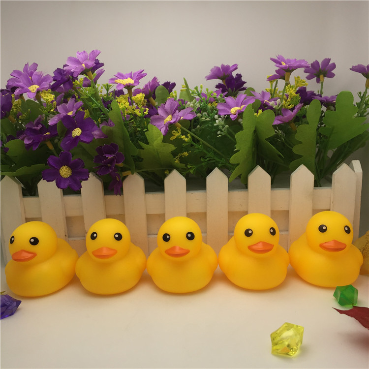 Vinyl Duck Toys-Small Duck Pinching Sound Educational Toys Mother Duck Beautiful Cute Mesh Bag Packaging Vinyl Duck Toys-Small Duck Pinching Sound Educational Toys Mother Duck Beautiful Cute Mesh Bag Packaging
