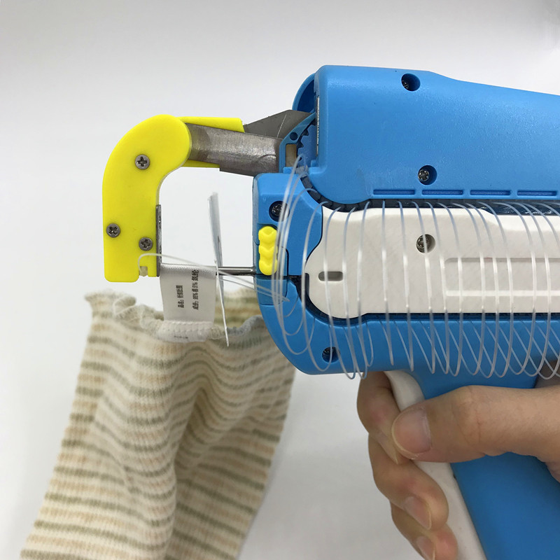 High efficiency hand piercing needle gun gun play child mother child mother button button holster ring gnu hang tag card hang tag rope gnu High efficiency hand piercing needle gun gun play child mother child mother button button holster ring gnu hang tag card hang tag rope gnu