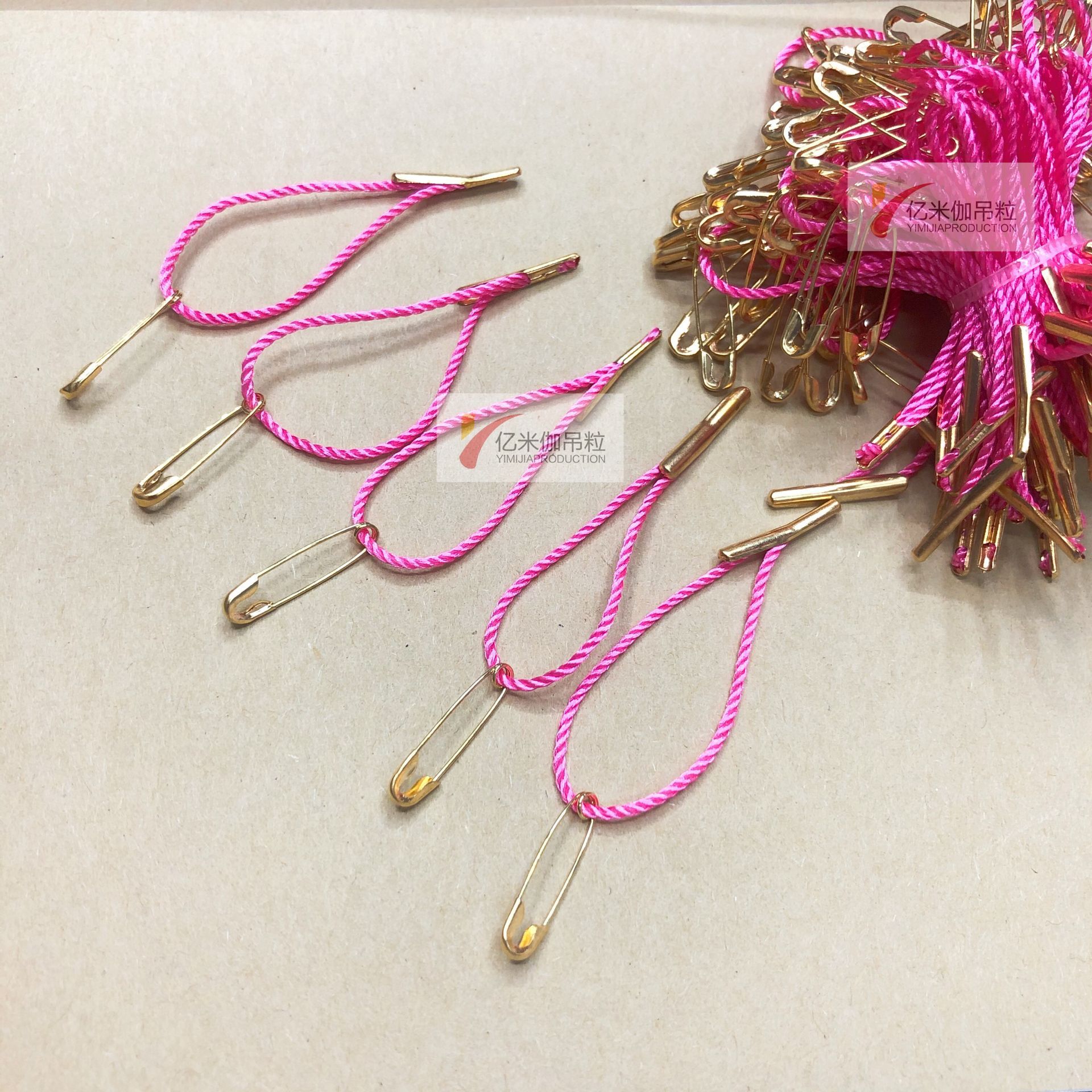 Hanging Rope Pin Copper Iron Buckle Hanging Rope Custom Clothes Hang Tag String And Pin 