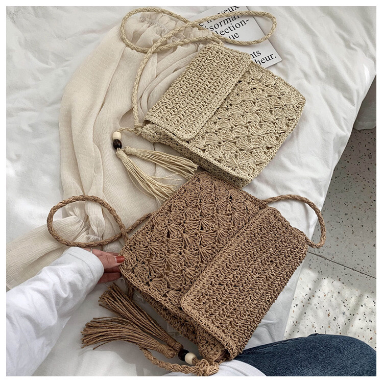 Factory Price Ins New Fan Crochet Paper String Flip Woven Bag Crossbody Straw Bag Beach Casual Women's Bag