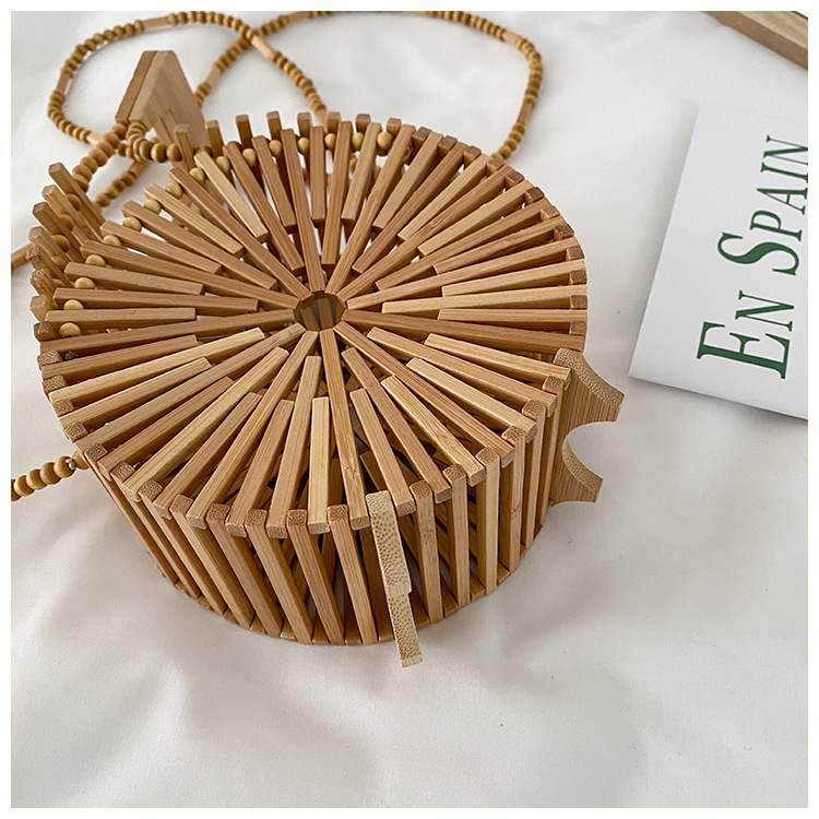 INS Bamboo Woven Woven Bag Female 2021 Summer New Fresh Internet Celebrity Holiday Portable Small round Shoulder Bag Tide