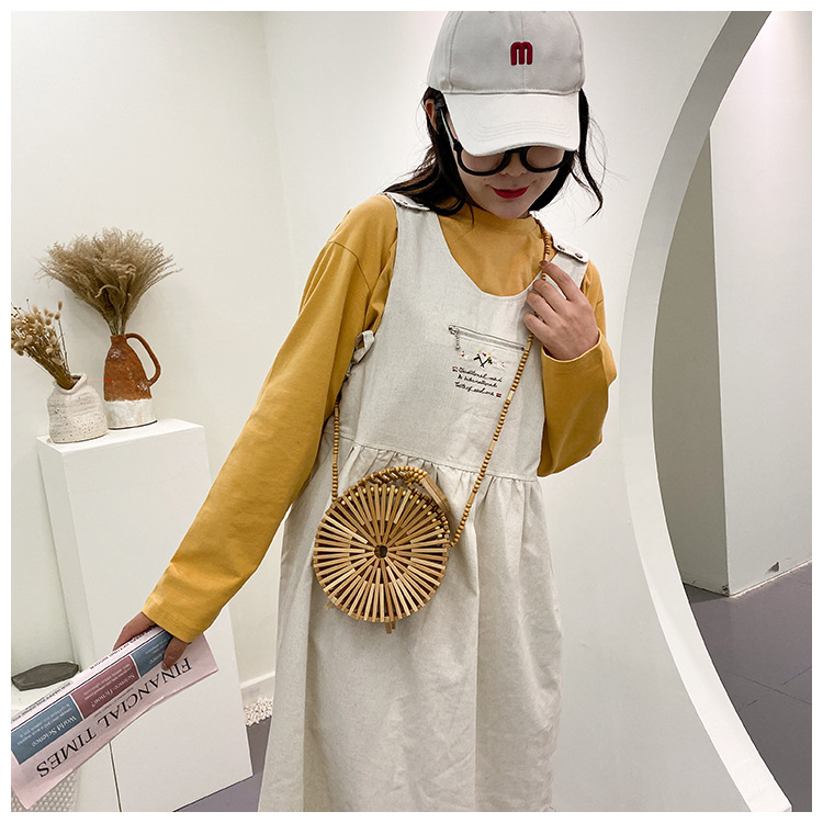 INS Bamboo Woven Woven Bag Female 2021 Summer New Fresh Internet Celebrity Holiday Portable Small round Shoulder Bag Tide