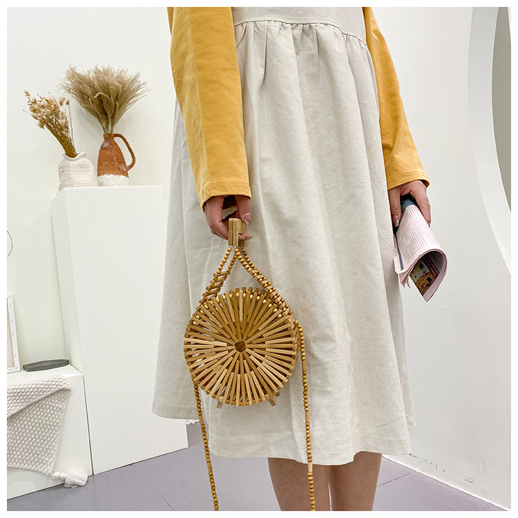 INS Bamboo Woven Woven Bag Female 2021 Summer New Fresh Internet Celebrity Holiday Portable Small round Shoulder Bag Tide