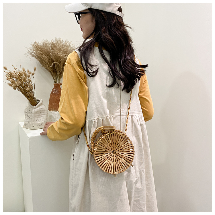 INS Bamboo Woven Woven Bag Female 2021 Summer New Fresh Internet Celebrity Holiday Portable Small round Shoulder Bag Tide