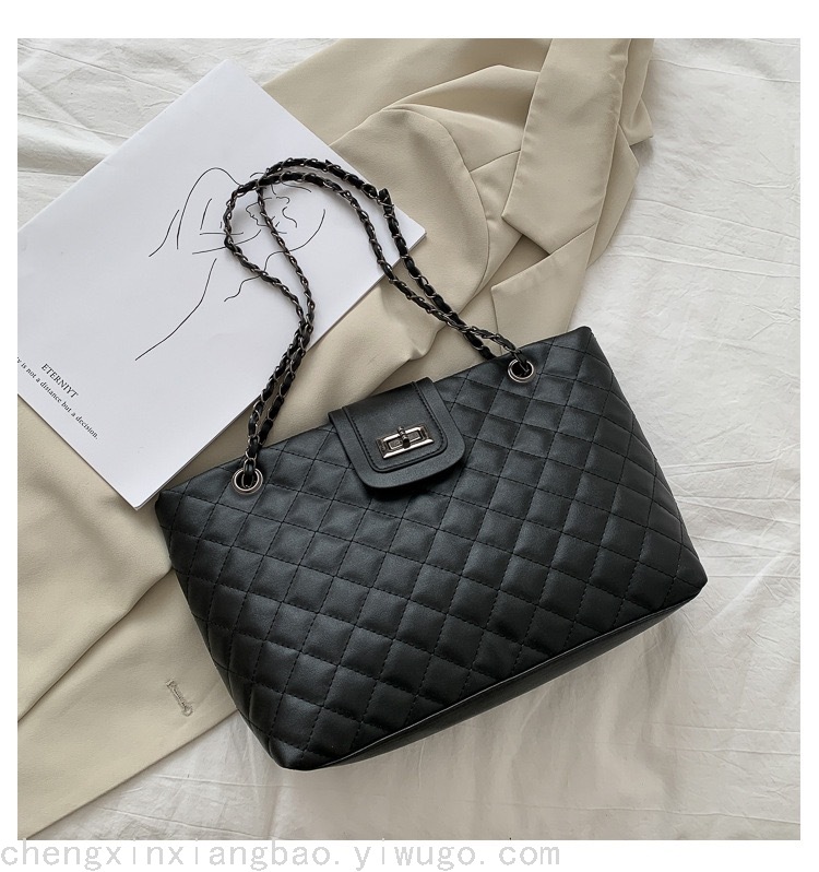  Hand-Held Straw Woven Women's Woven Bag Bag One Shoulder Small Fresh Women's Bag Trendy Women's One Piece Dropshipping