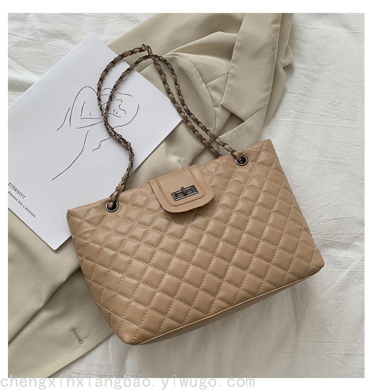  Hand-Held Straw Woven Women's Woven Bag Bag One Shoulder Small Fresh Women's Bag Trendy Women's One Piece Dropshipping